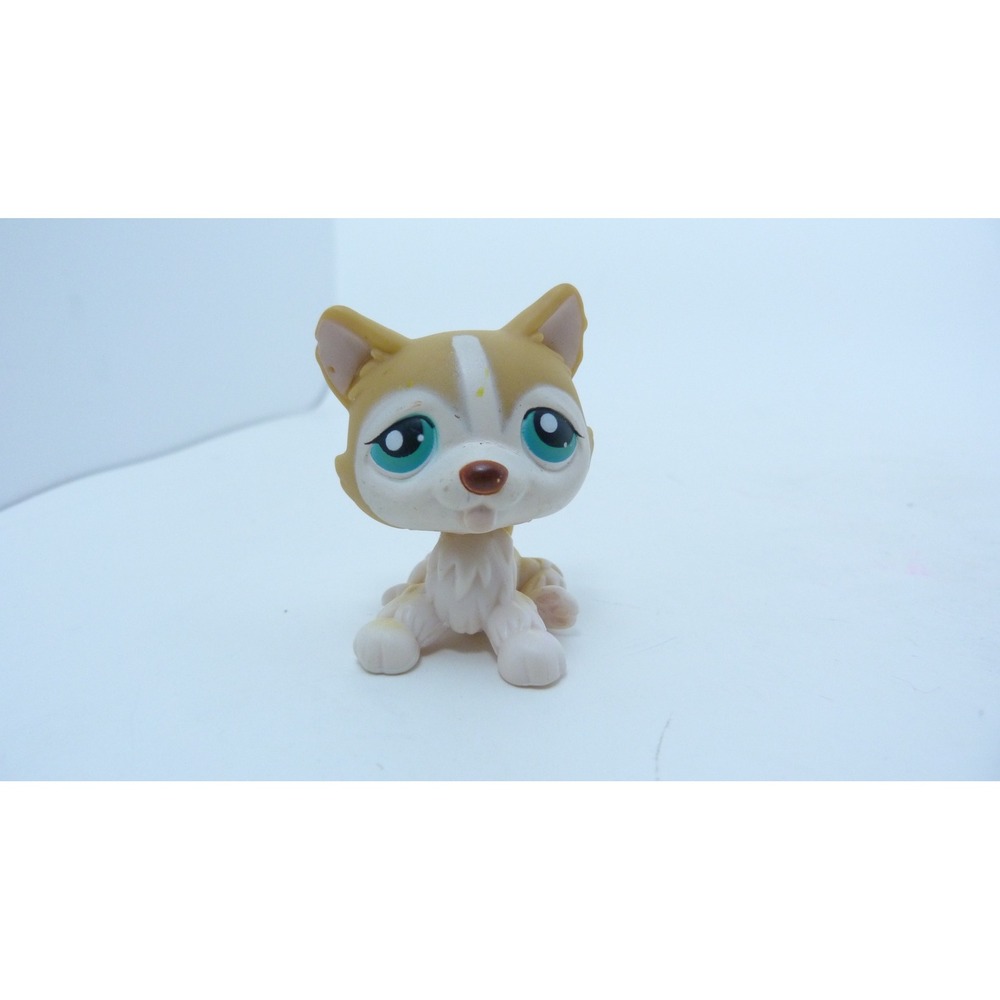 Hasbro Littlest Pet Shop Husky 386 Tan White Blue Eyes Magnet Dog Figure